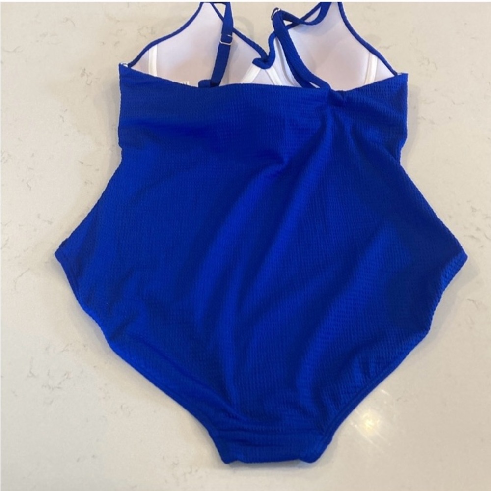 Boden Capri Cup Size Swimsuit Cobalt Blue Seersucker One-Piece Padded Bra 38B - Picture 6 of 11